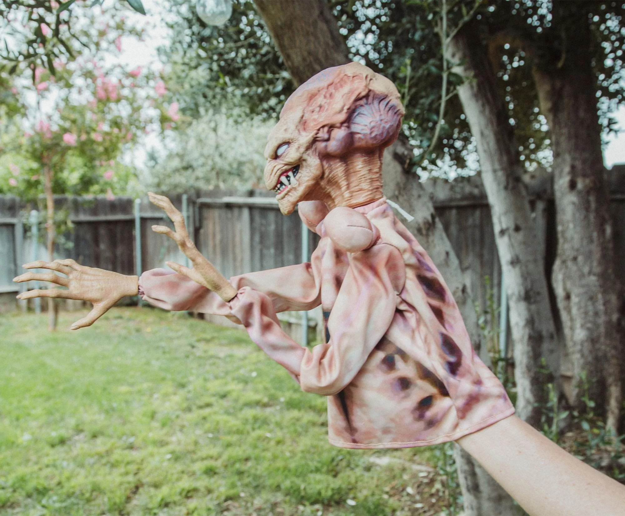 Horror Reachers Pumpkinhead 13-Inch Boxing Puppet Toy | Toynk Exclusive - Image 5