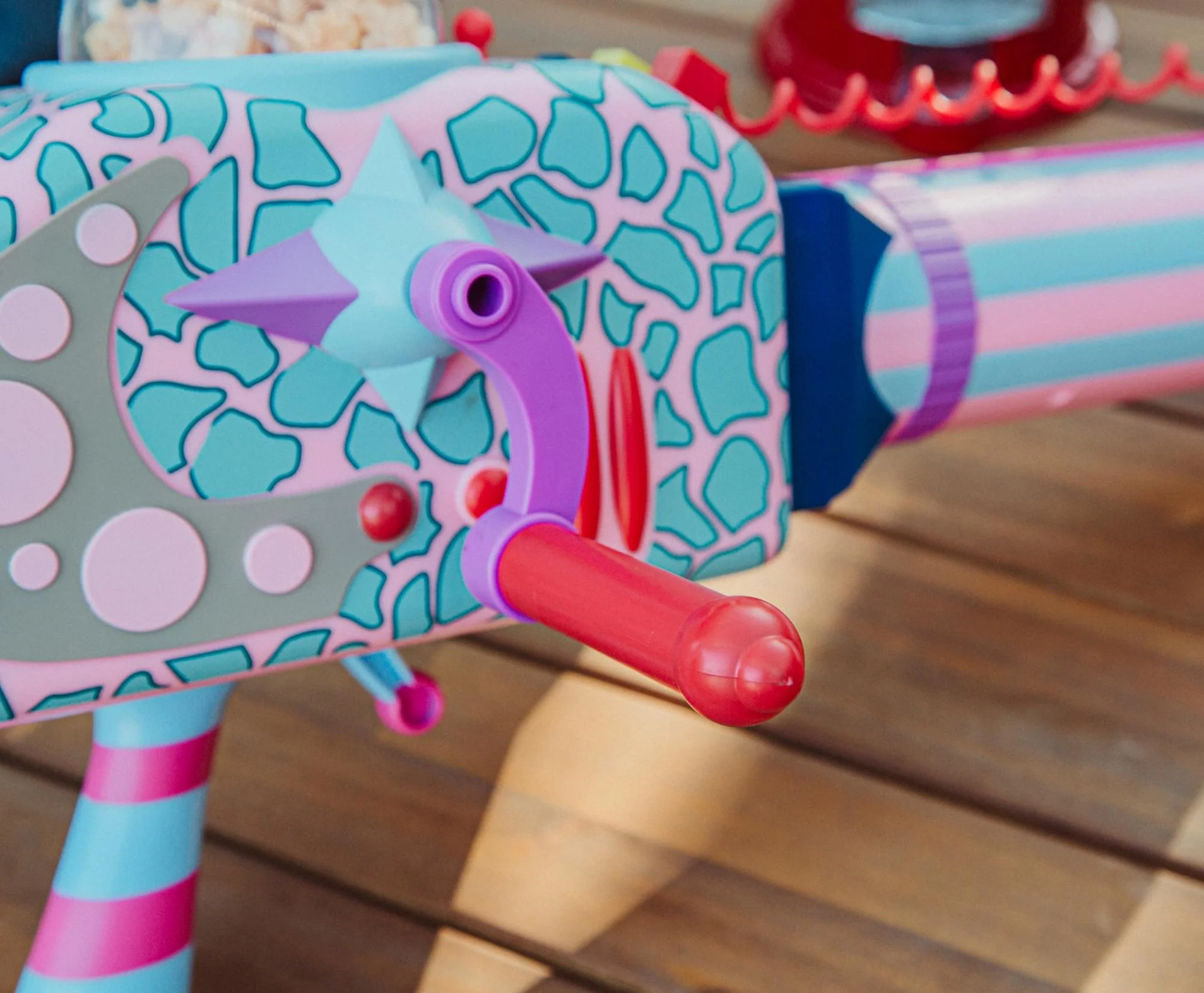 Killer Klowns From Outer Space 24-Inch Popcorn Bazooka Electronic Prop Replica - Image 8